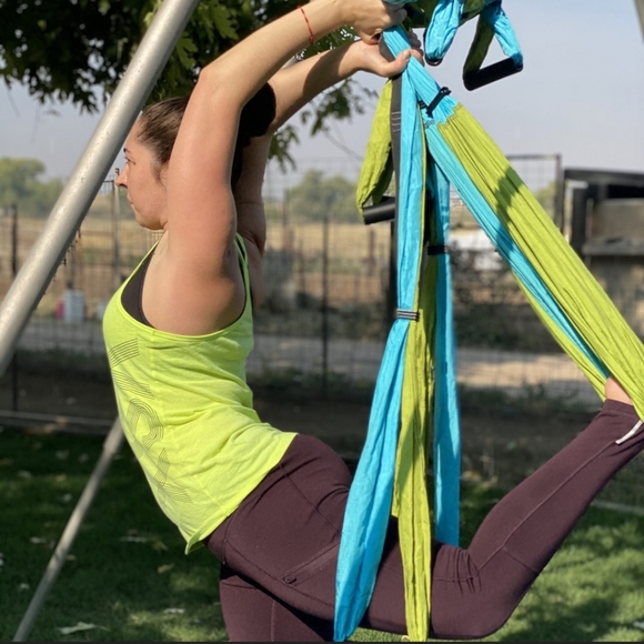 Yoga Body Trapeze Swing & Hanging Hardware - Picture 6 of 9